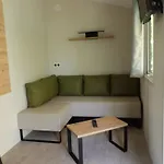 Mobil Pour 6 Personnes Avec Terrasse - Api-1-52-640 キャンプ場